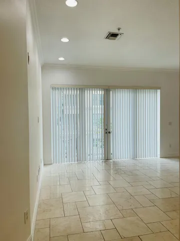 $4,750 | 12 Southeast 1st Avenue, Unit 202, Delray Beach, FL 33444
