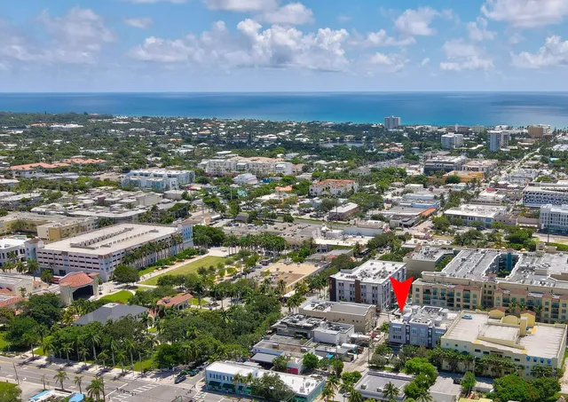 $4,750 | 12 Southeast 1st Avenue, Unit 202, Delray Beach, FL 33444