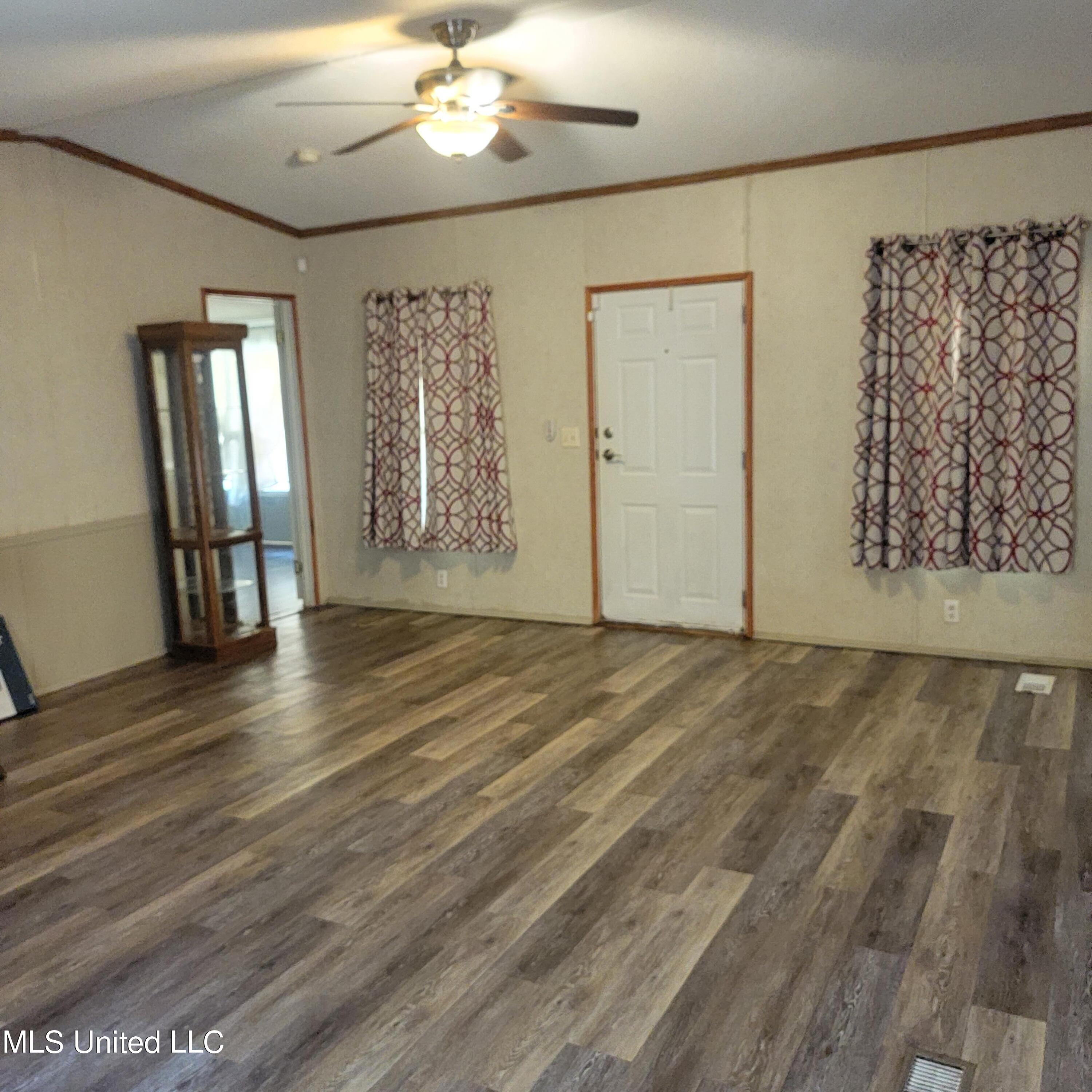 1846 Jason Way Byhalia, MS 38611 - Photo 13 of 34 20230822_145340