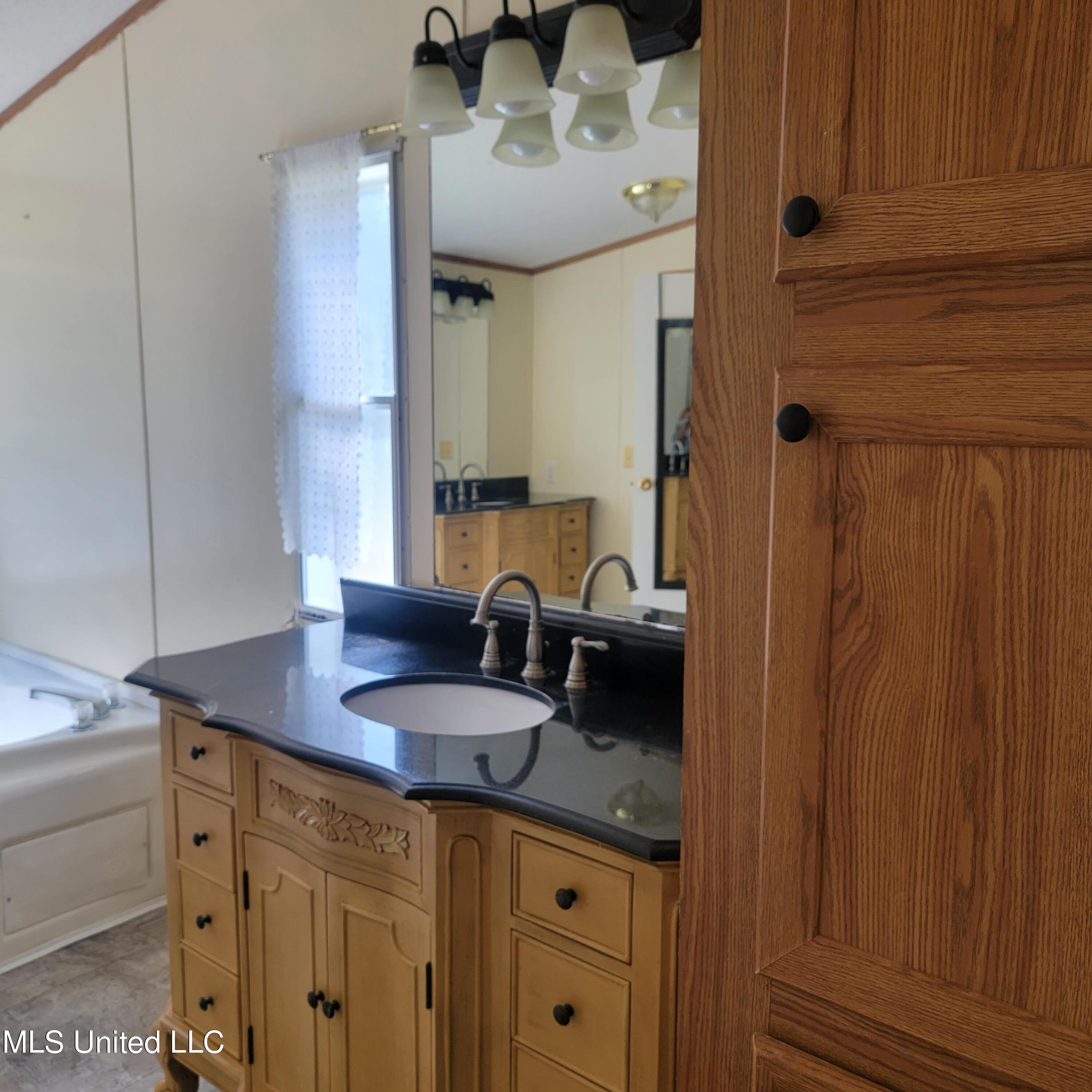1846 Jason Way Byhalia, MS 38611 - Photo 23 of 34 20230822_145211