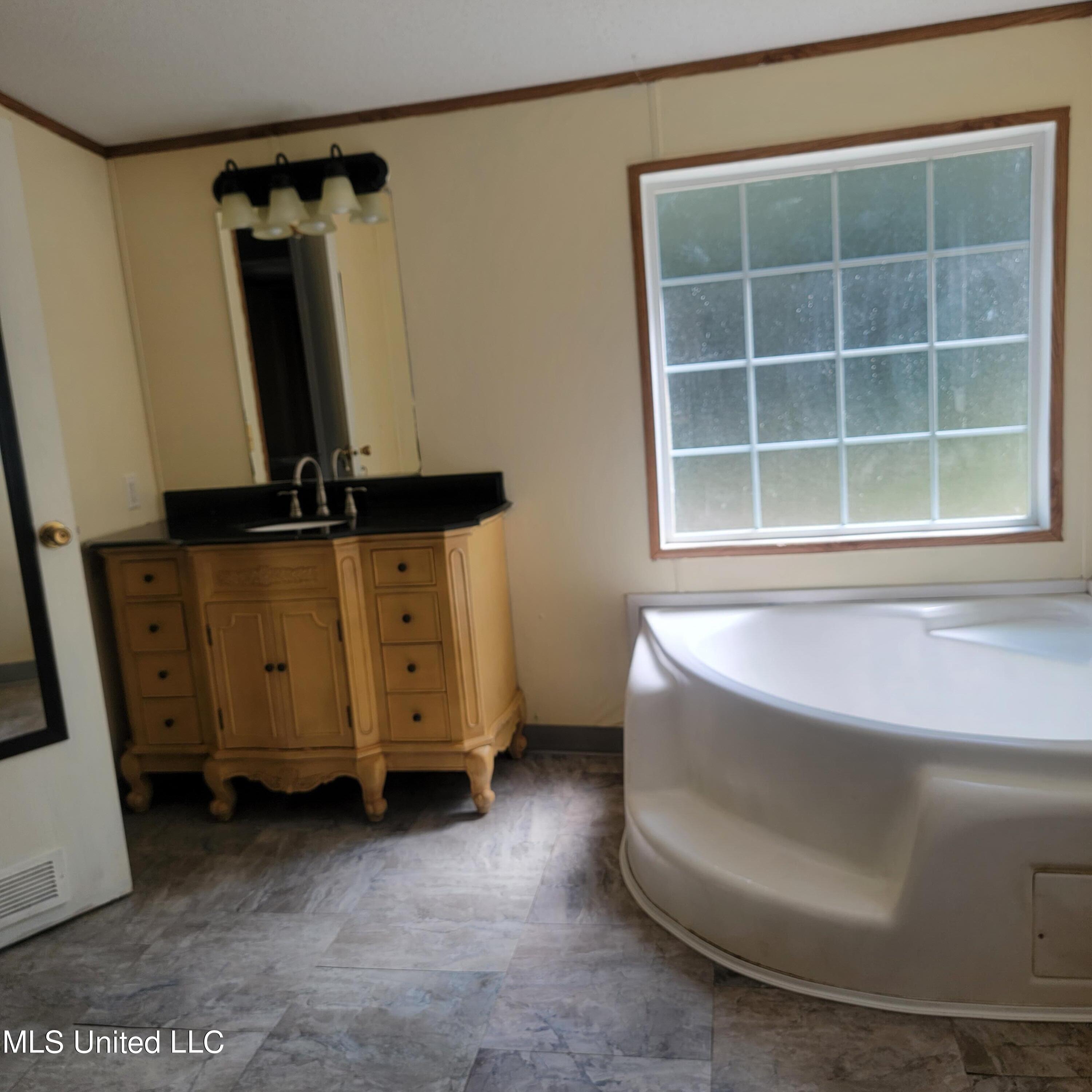 1846 Jason Way Byhalia, MS 38611 - Photo 24 of 34 20230822_145215