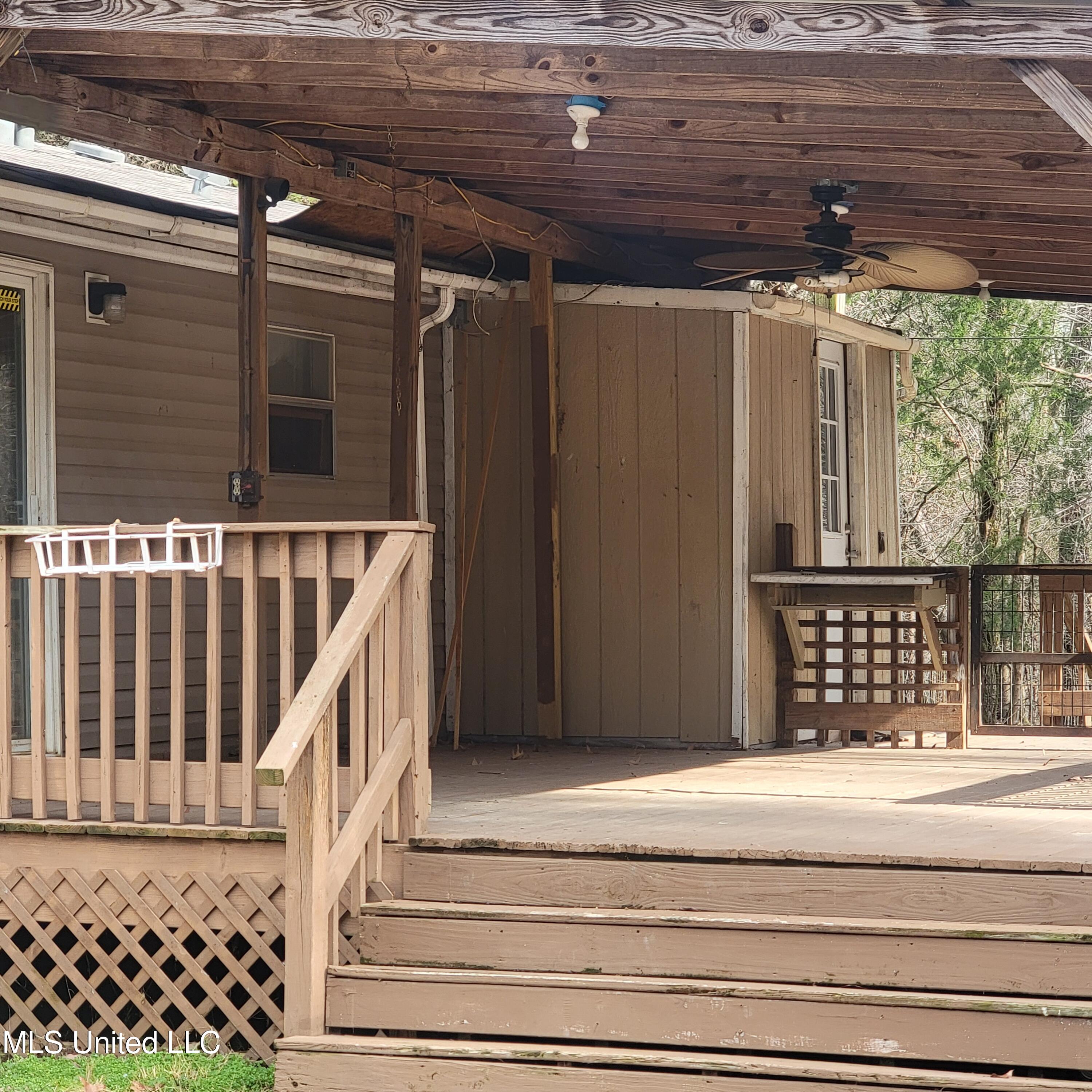 1846 Jason Way Byhalia, MS 38611 - Photo 6 of 34 20240126_131435