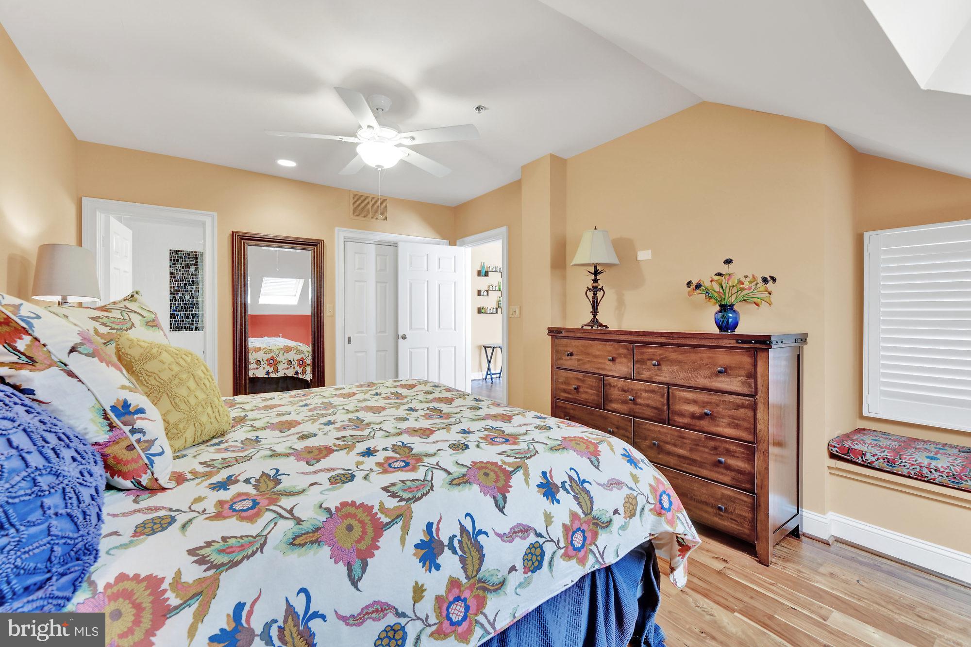 2331 Old Court Road, Unit 504 Baltimore, MD 21208 - Photo 16 of 37 Owner Suite with bench to view Balcony