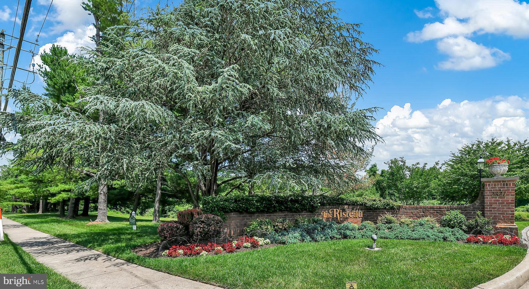 2331 Old Court Road, Unit 504 Baltimore, MD 21208 - Photo 29 of 37 A welcoming entranceway