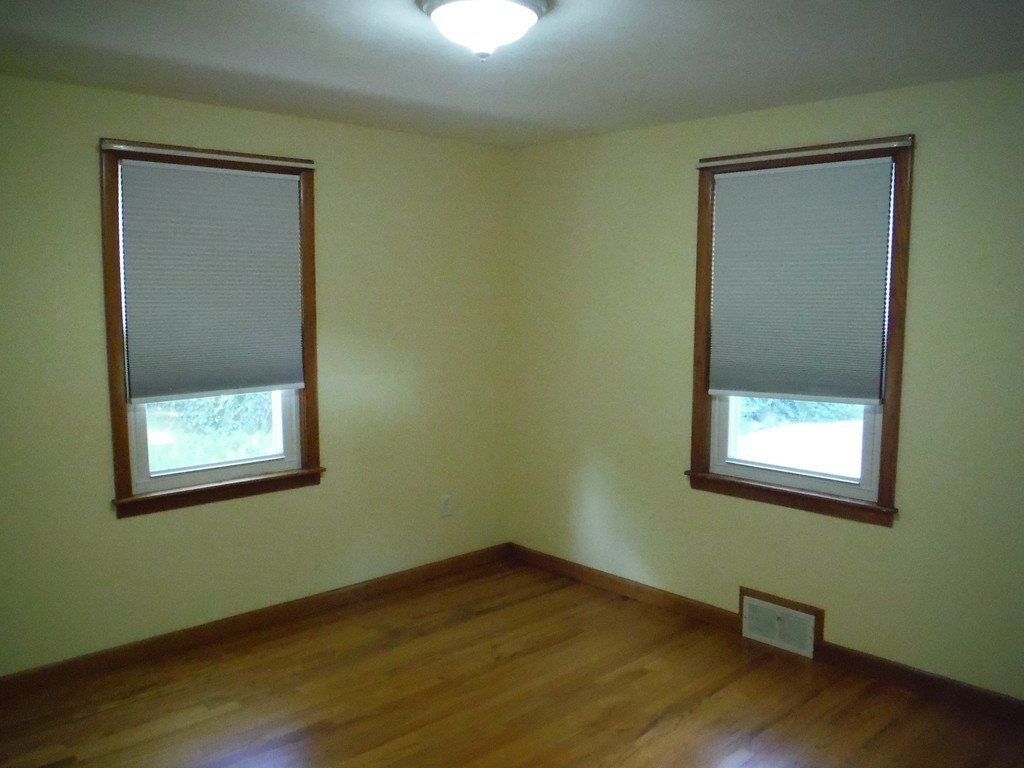 1678 South Branch Parkway Springfield, MA 01129 - Photo 16 of 29 Gallery Image 16