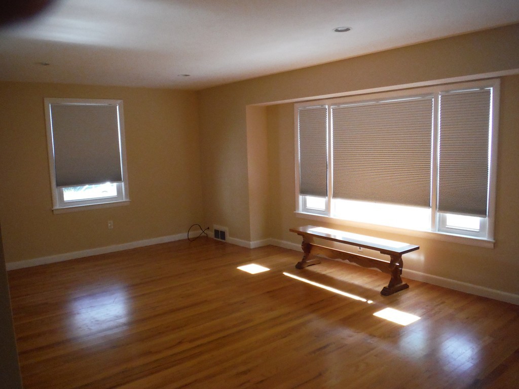 1678 South Branch Parkway Springfield, MA 01129 - Photo 6 of 29 Gallery Image 6