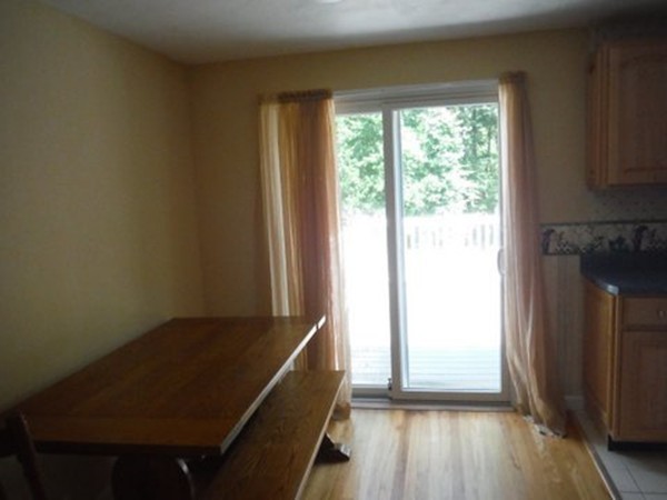 1678 South Branch Parkway Springfield, MA 01129 - Photo 10 of 29 Gallery Image 10