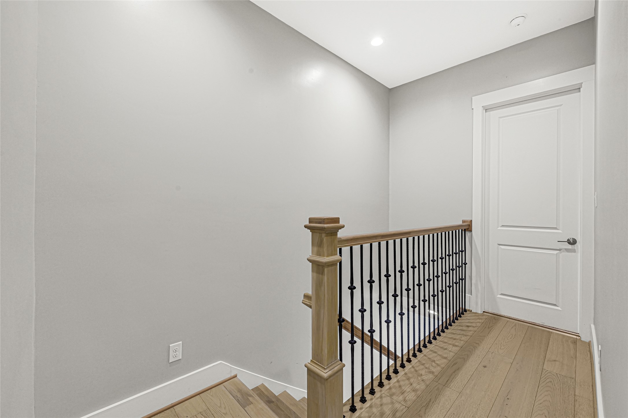 4506 Hardy Street, Unit A Houston, TX 77009 - Photo 17 of 35 a view of a hallway with a door