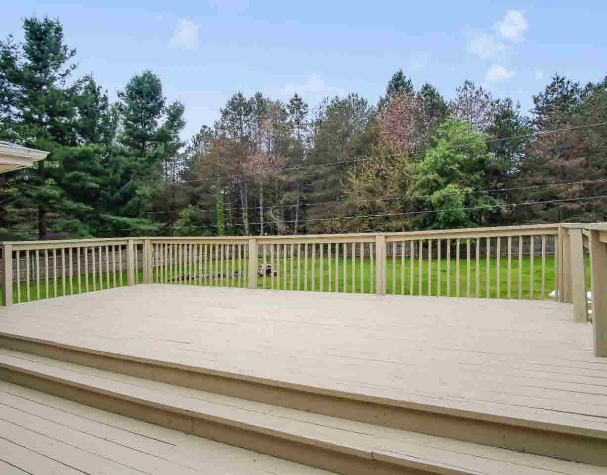 12780 Shaftsburg Road Perry, MI 48872 - Photo 18 of 20 21302895-17.JPG