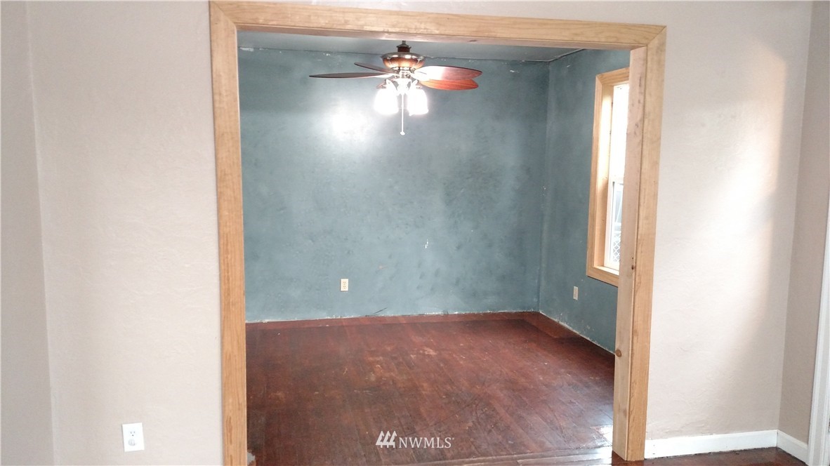 1125 Morgan Road Bremerton, WA 98312 - Photo 3 of 19 Gallery Image 3