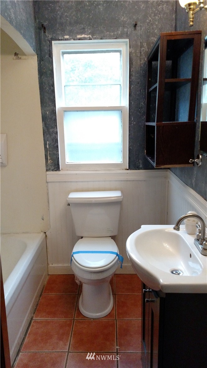 1125 Morgan Road Bremerton, WA 98312 - Photo 6 of 19 Gallery Image 6