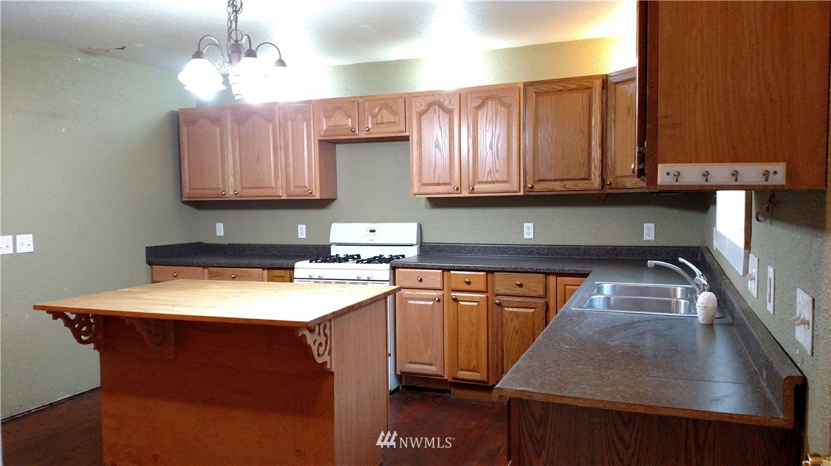 1125 Morgan Road Bremerton, WA 98312 - Photo 9 of 19 Gallery Image 9