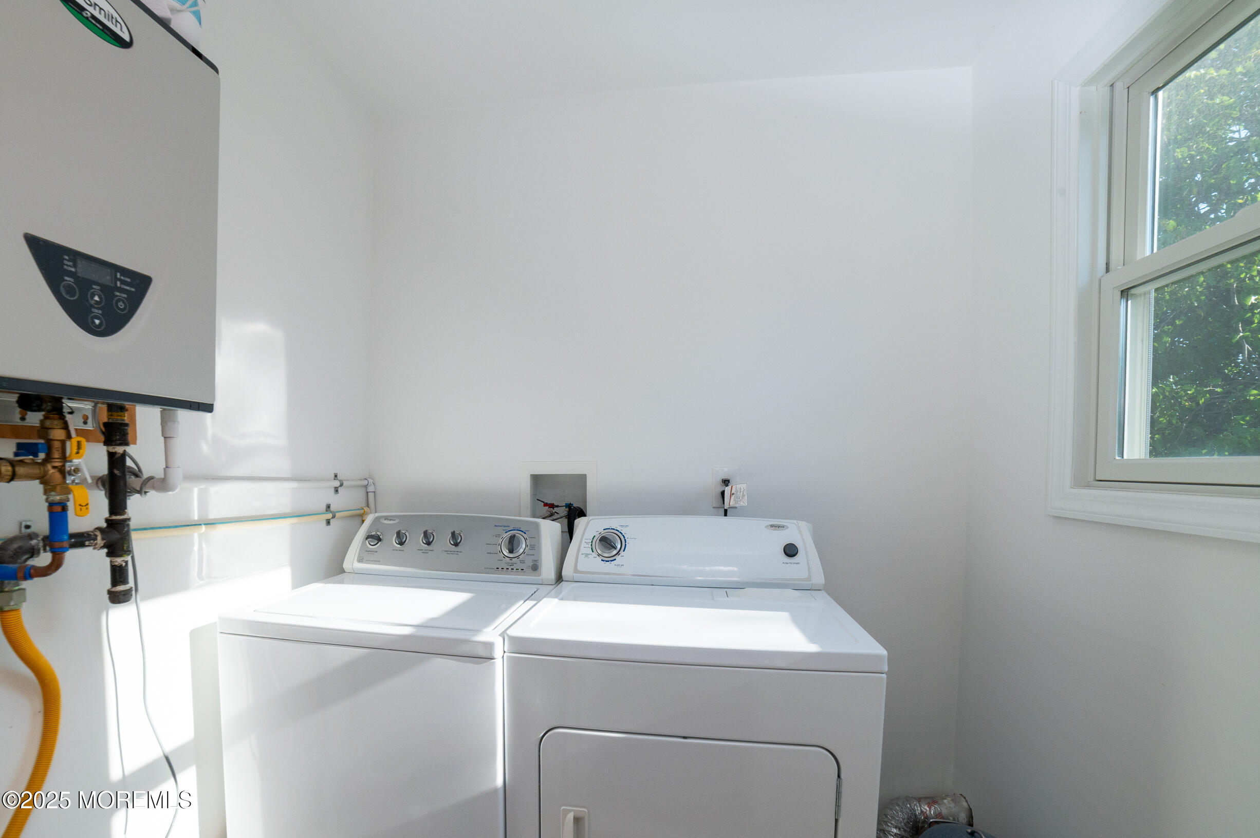 303 Dock Street Union Beach, NJ 07735 - Photo 12 of 16 303 Dock Laundry room