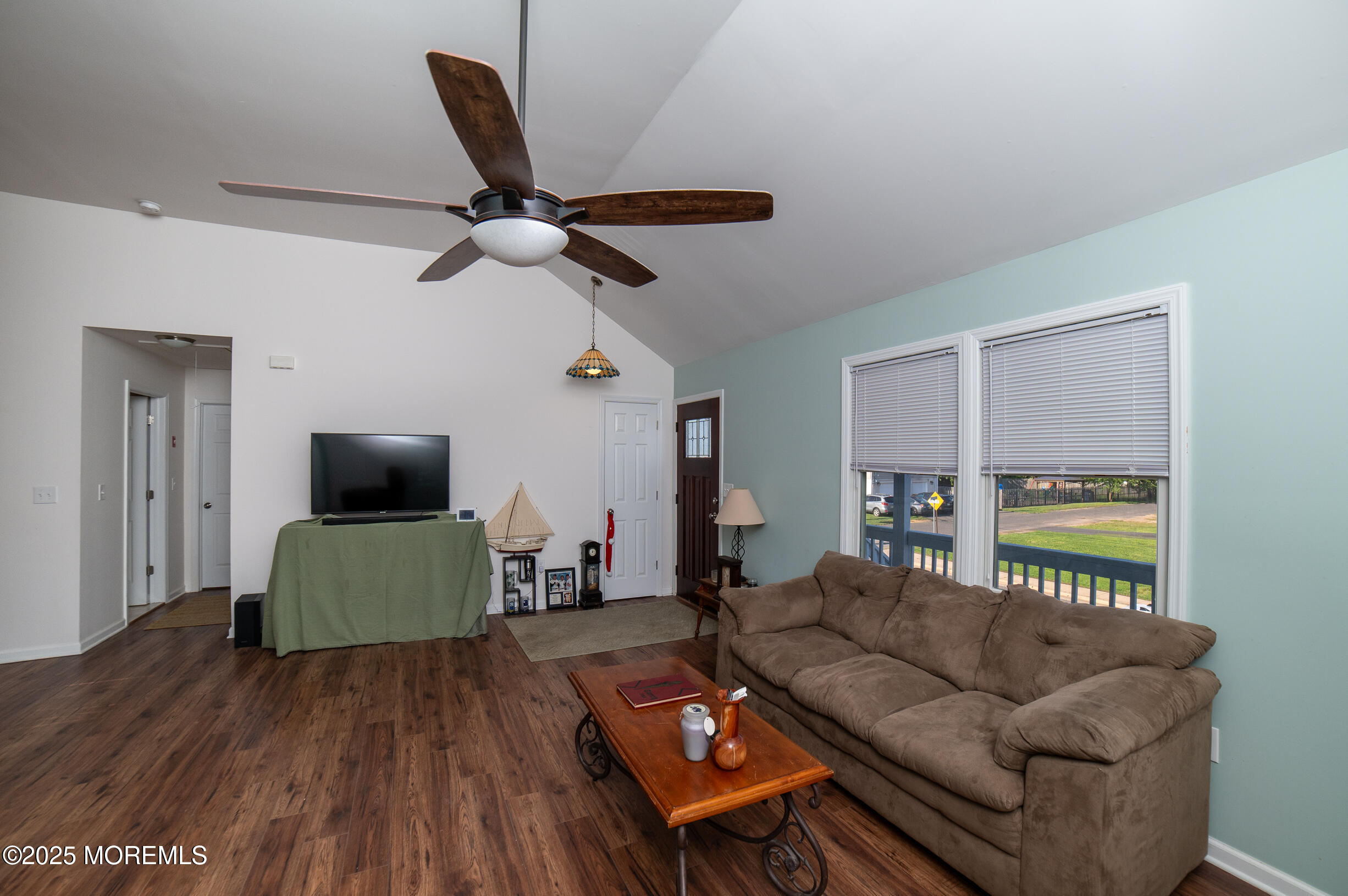 303 Dock Street Union Beach, NJ 07735 - Photo 4 of 16 303 Dock livingroom1