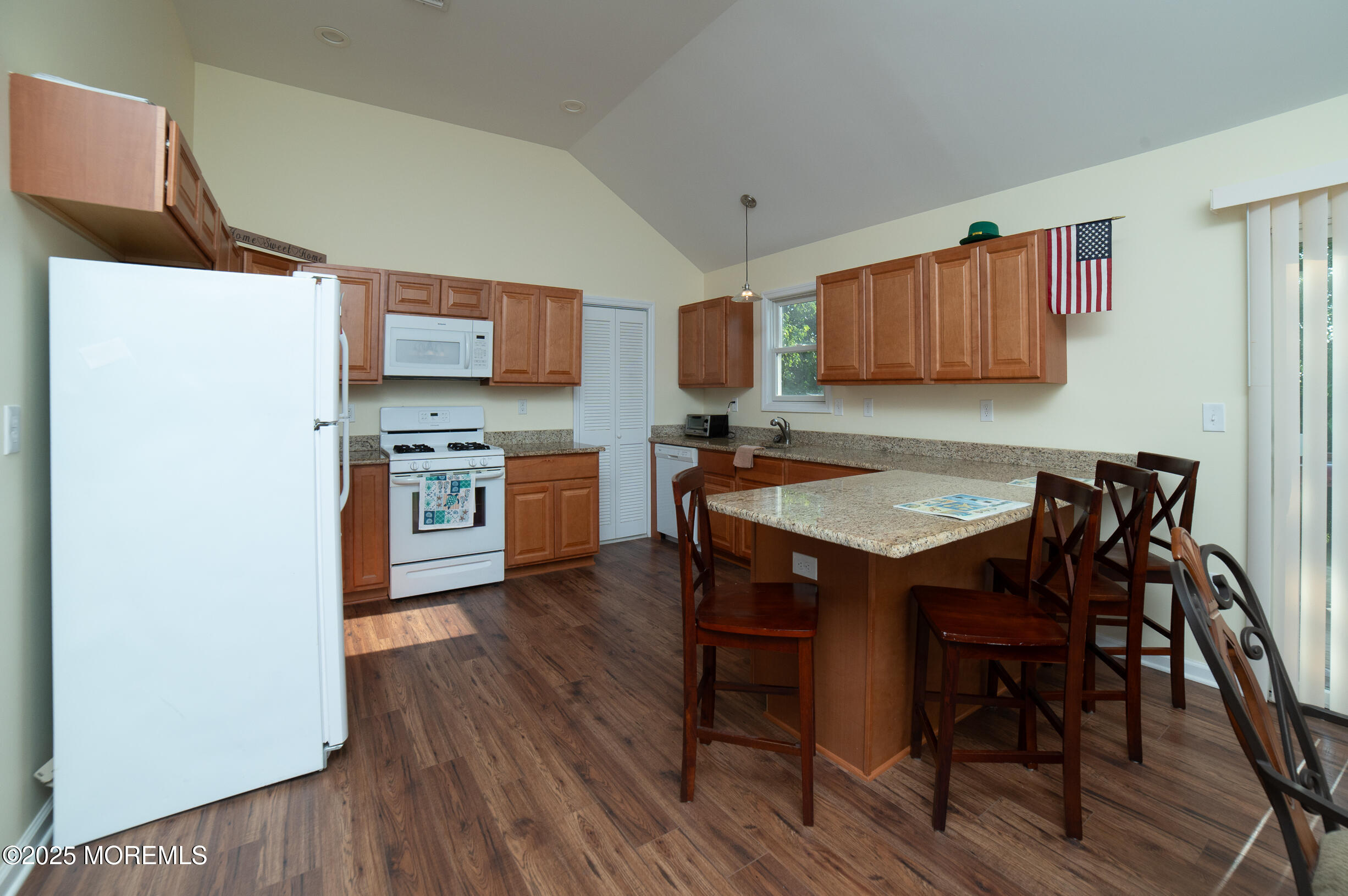 303 Dock Street Union Beach, NJ 07735 - Photo 6 of 16 303 Dock kitchen1