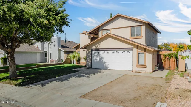 $429,000 | 4745 Karling Place, Palmdale, CA 93552