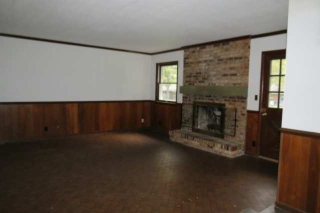 1124 Ranike Drive Anderson, IN 46012 - Photo 2 of 12