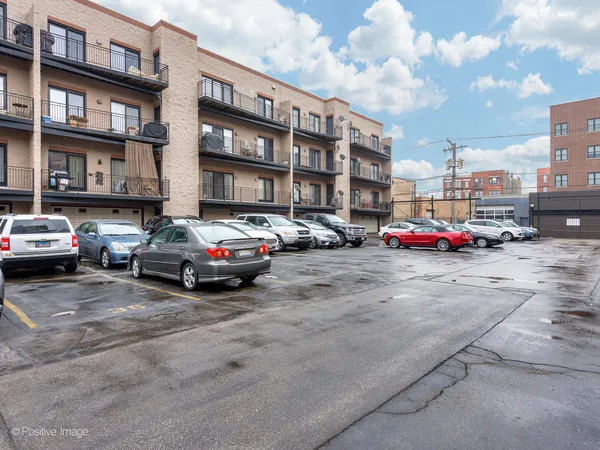 $375,000 | 525 North Ada Street, Unit 26, Chicago, IL 60642