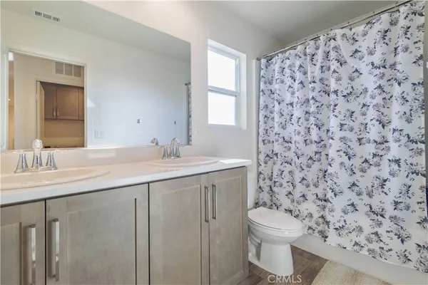 $860,000 | 15755 Parry Peak Drive, Fontana, CA 92336