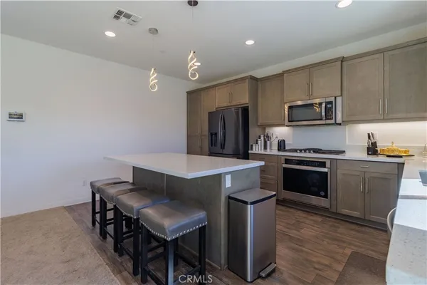 $860,000 | 15755 Parry Peak Drive, Fontana, CA 92336