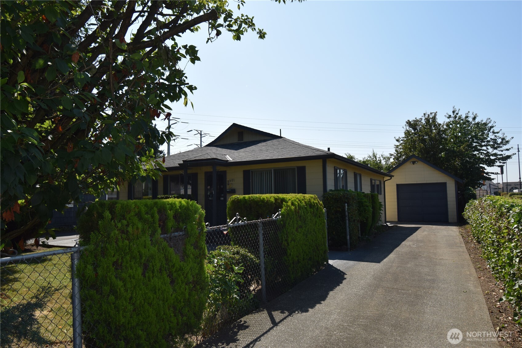 601 Shattuck Avenue South Renton, WA 98057 - Photo 1 of 29 Gallery Image 1