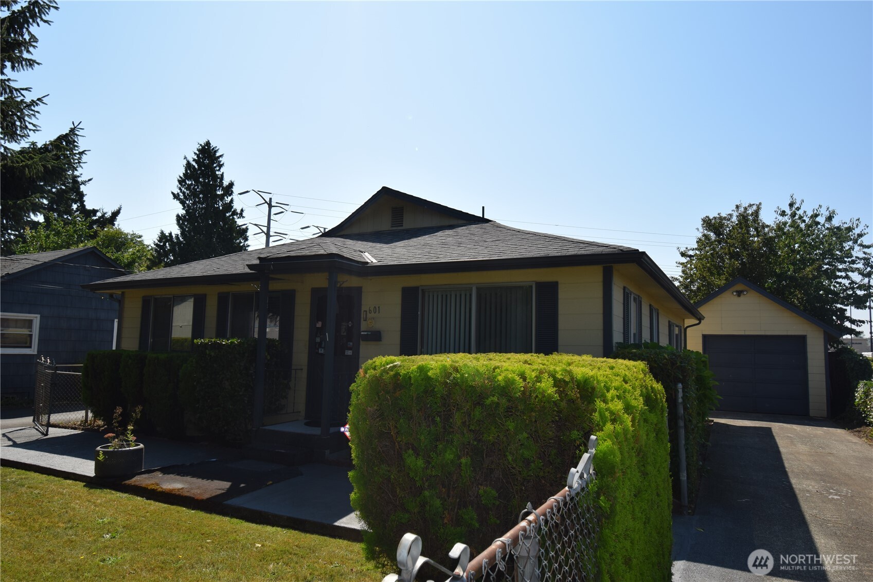 601 Shattuck Avenue South Renton, WA 98057 - Photo 4 of 29 Gallery Image 4