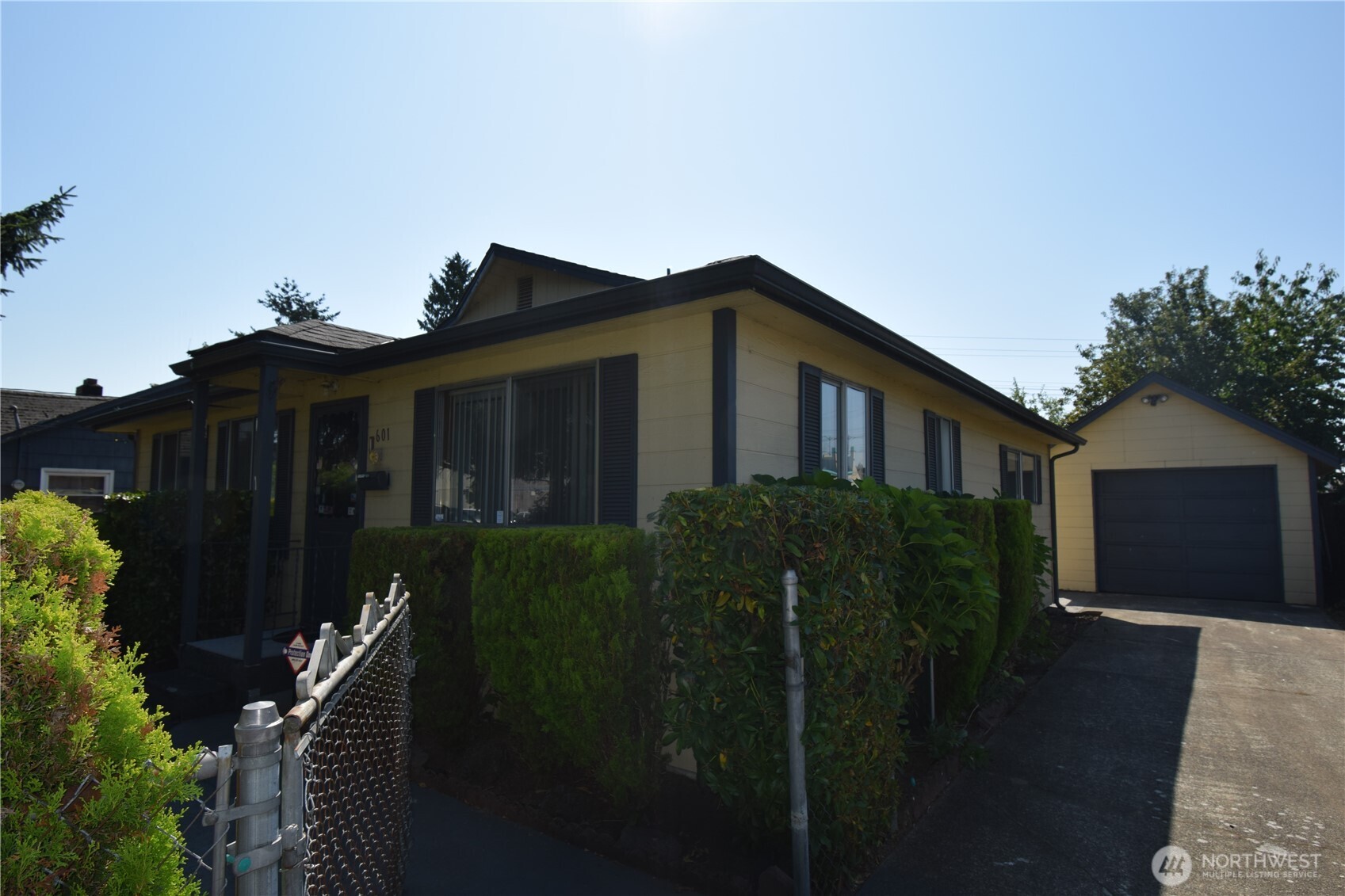 601 Shattuck Avenue South Renton, WA 98057 - Photo 5 of 29 Gallery Image 5