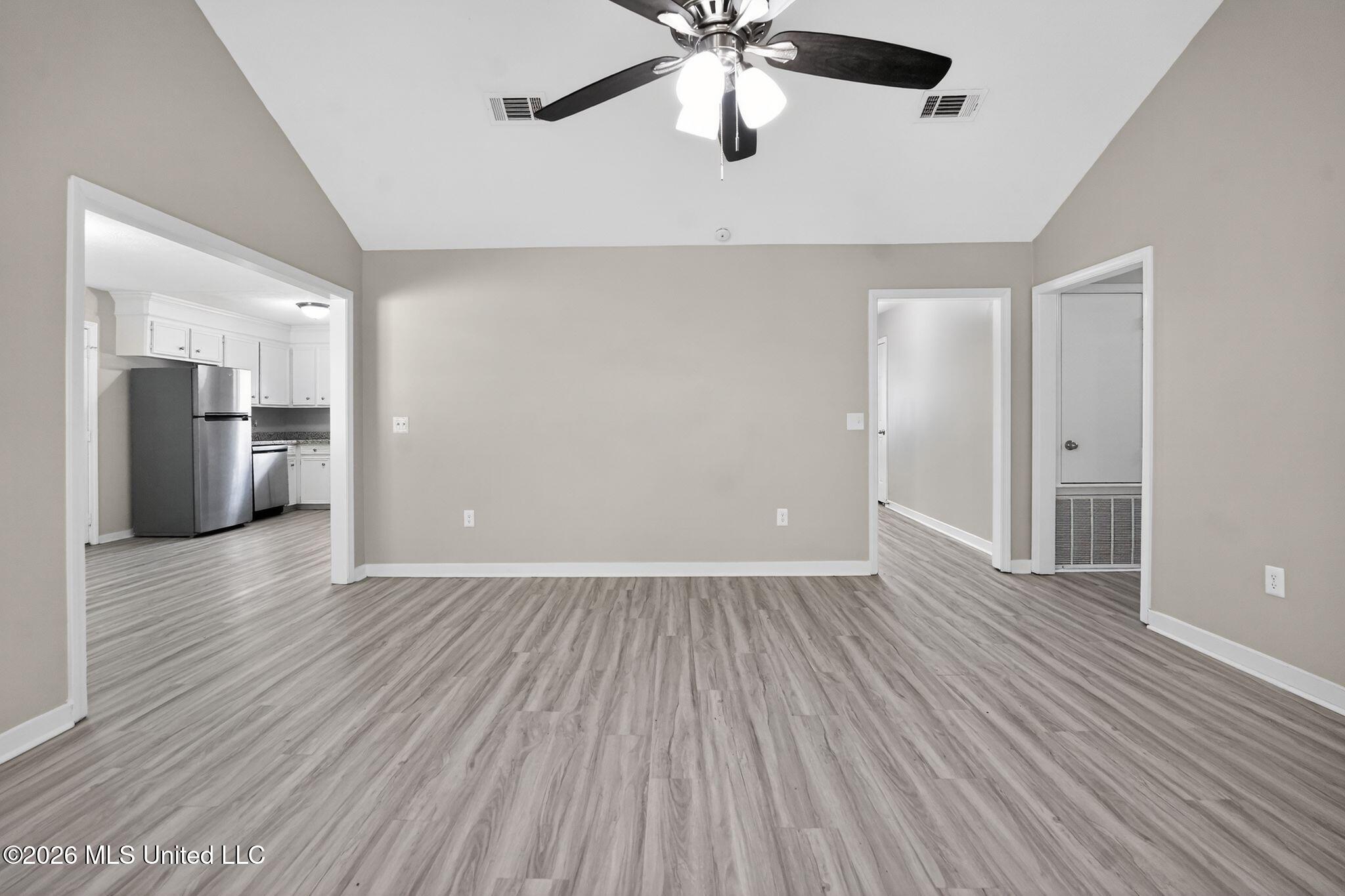 147 Sunnycrest Drive Ridgeland, MS 39157 - Photo 9 of 40 19_147_Sunnycrest_Dr_Ridgeland_MS_39157_