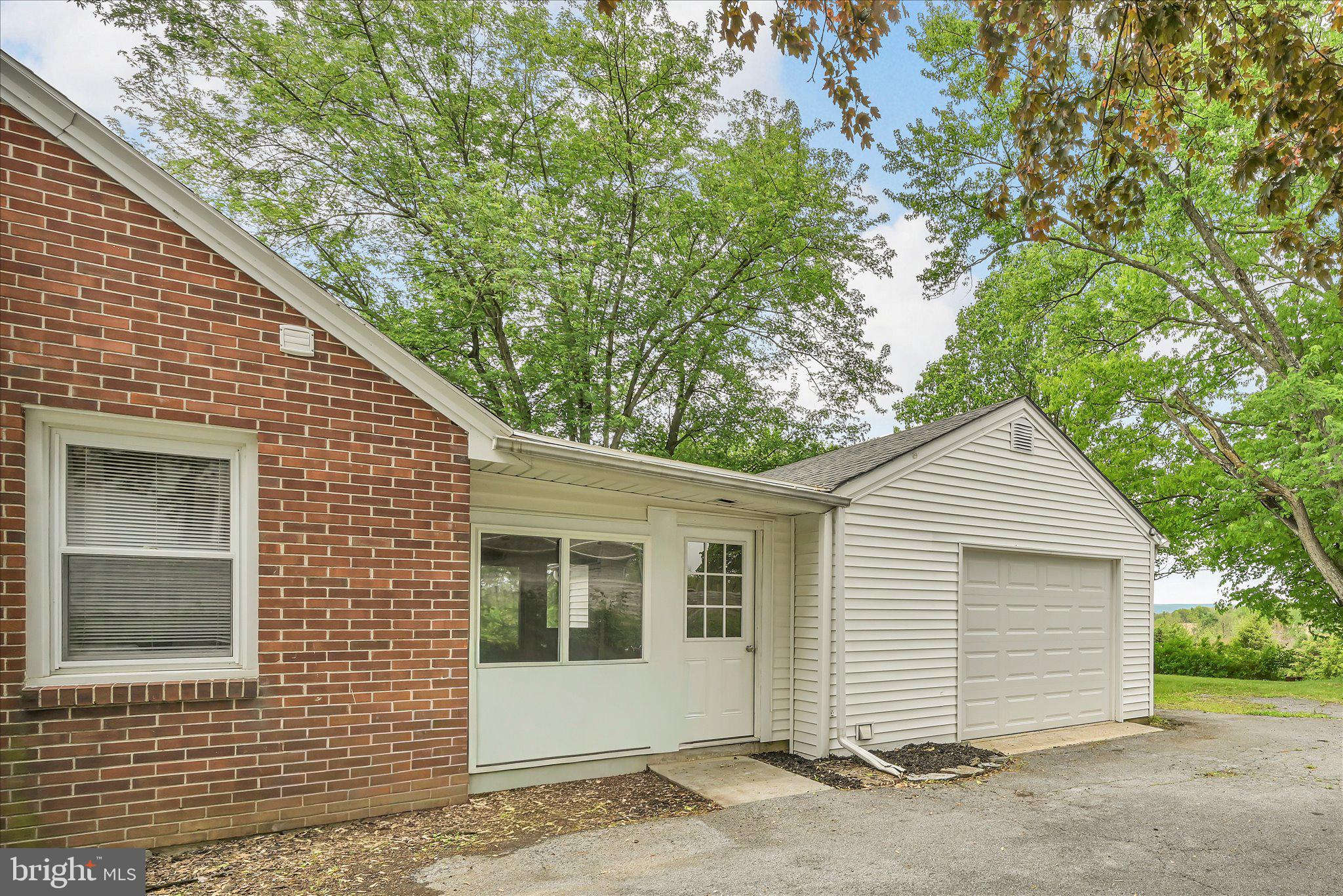 2909 Tunnel Hill Road Lebanon, PA 17046 - Photo 24 of 30 Rear View