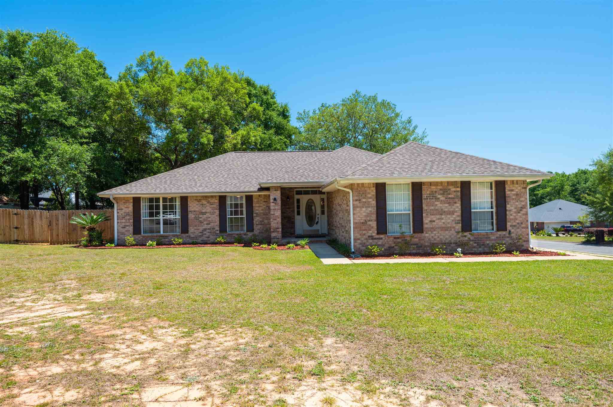 5961 Ridgeview Drive Milton, FL 32570 - Photo 1 of 35