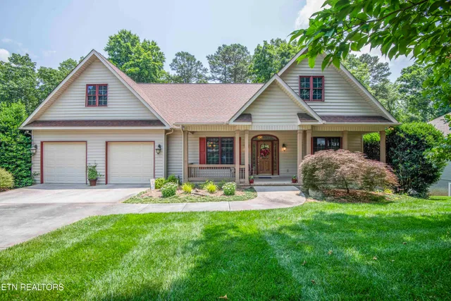 $659,000 | 308 Tahlequah Drive, Loudon, TN 37774
