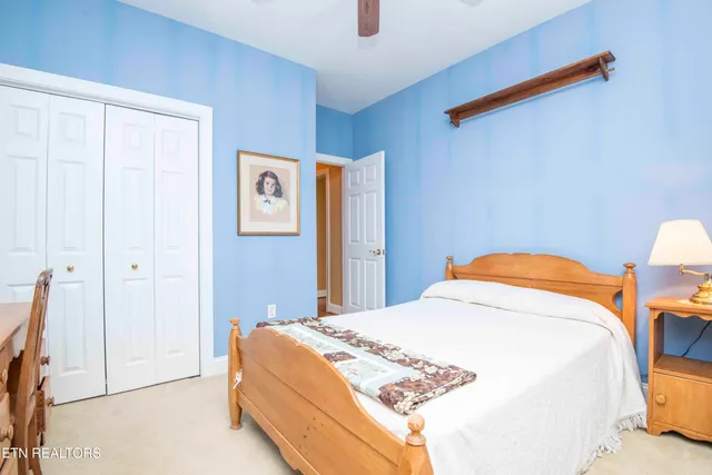 $659,000 | 308 Tahlequah Drive, Loudon, TN 37774