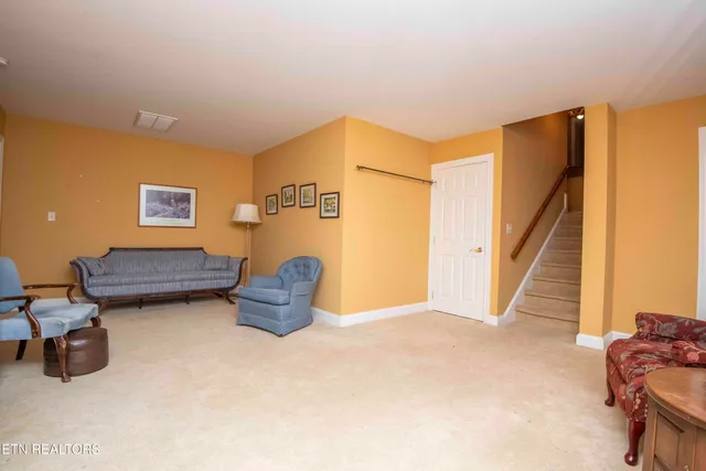 $659,000 | 308 Tahlequah Drive, Loudon, TN 37774