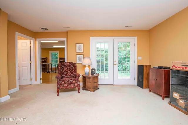 $659,000 | 308 Tahlequah Drive, Loudon, TN 37774