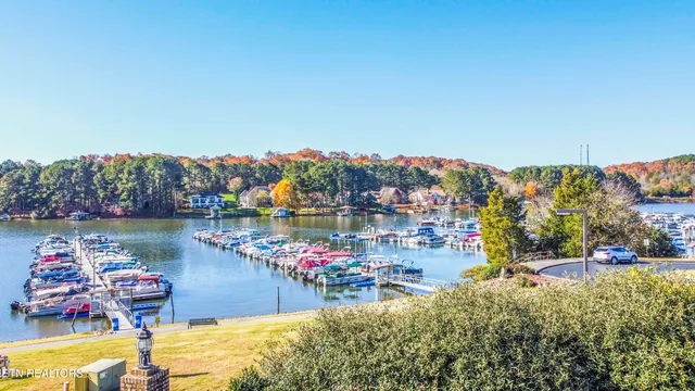 $659,000 | 308 Tahlequah Drive, Loudon, TN 37774