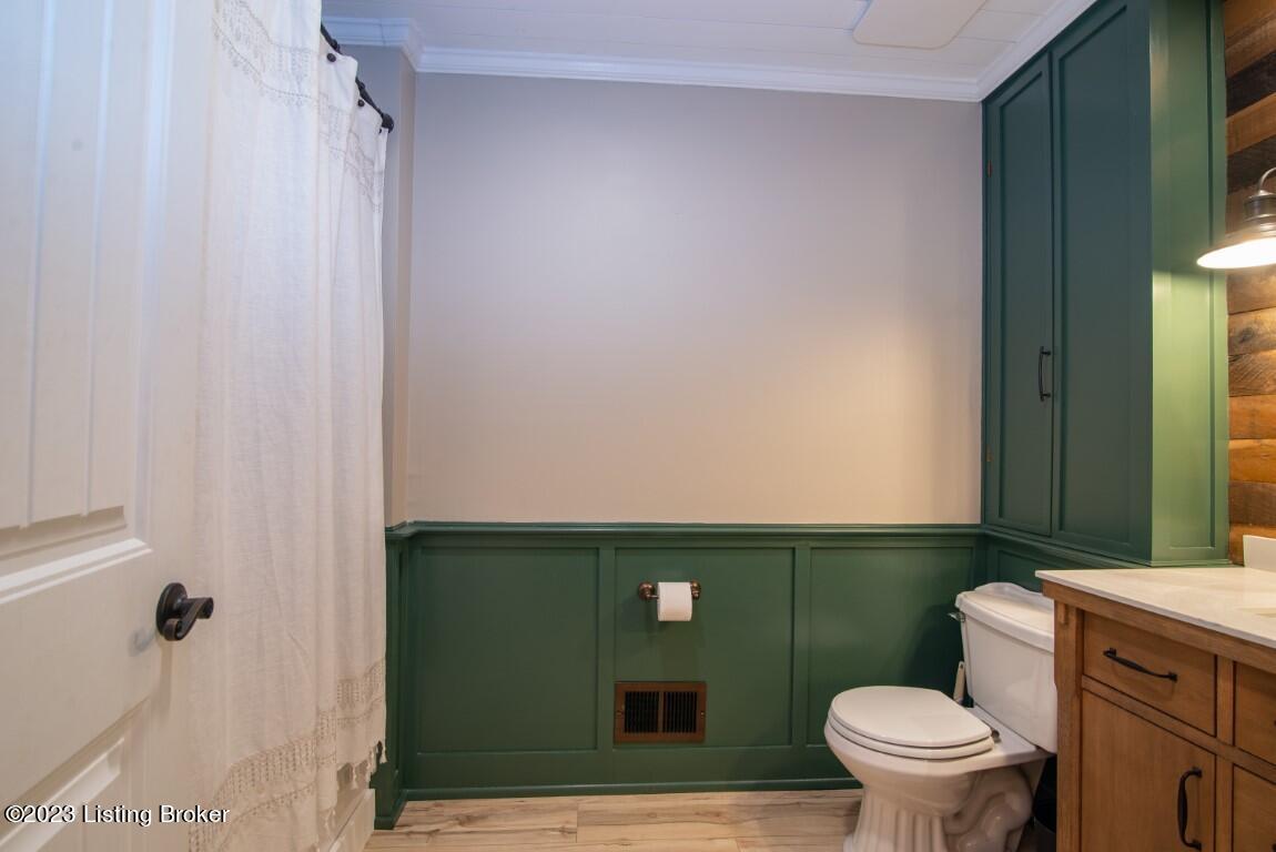 11365 Boston Road Boston, KY 40107 - Photo 40 of 93 hallway bathroom2