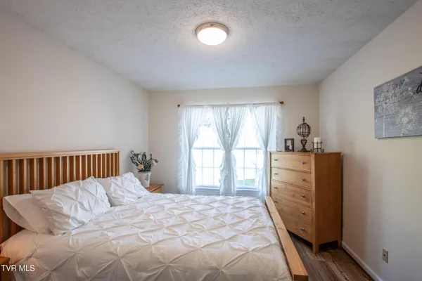 $1,100,000 | Tbd Deer Run Drive, Unit 22 24 AND 27, Abingdon, VA 24211