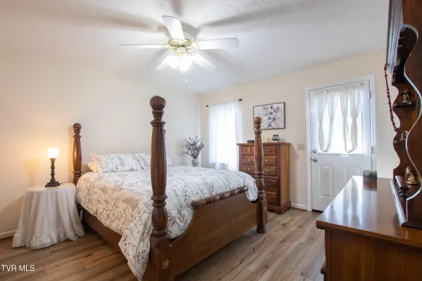 $1,100,000 | Tbd Deer Run Drive, Unit 22 24 AND 27, Abingdon, VA 24211