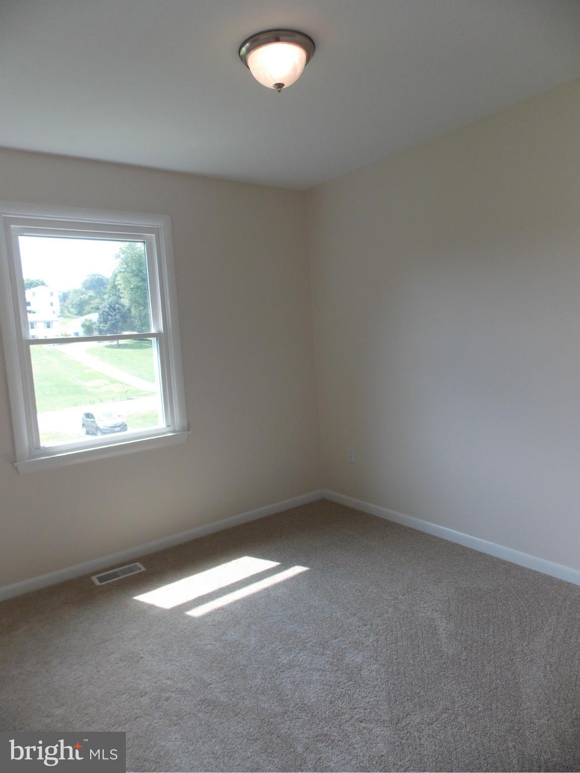 2720 Coon Club Road Westminster, MD 21157 - Photo 13 of 30 Bedroom