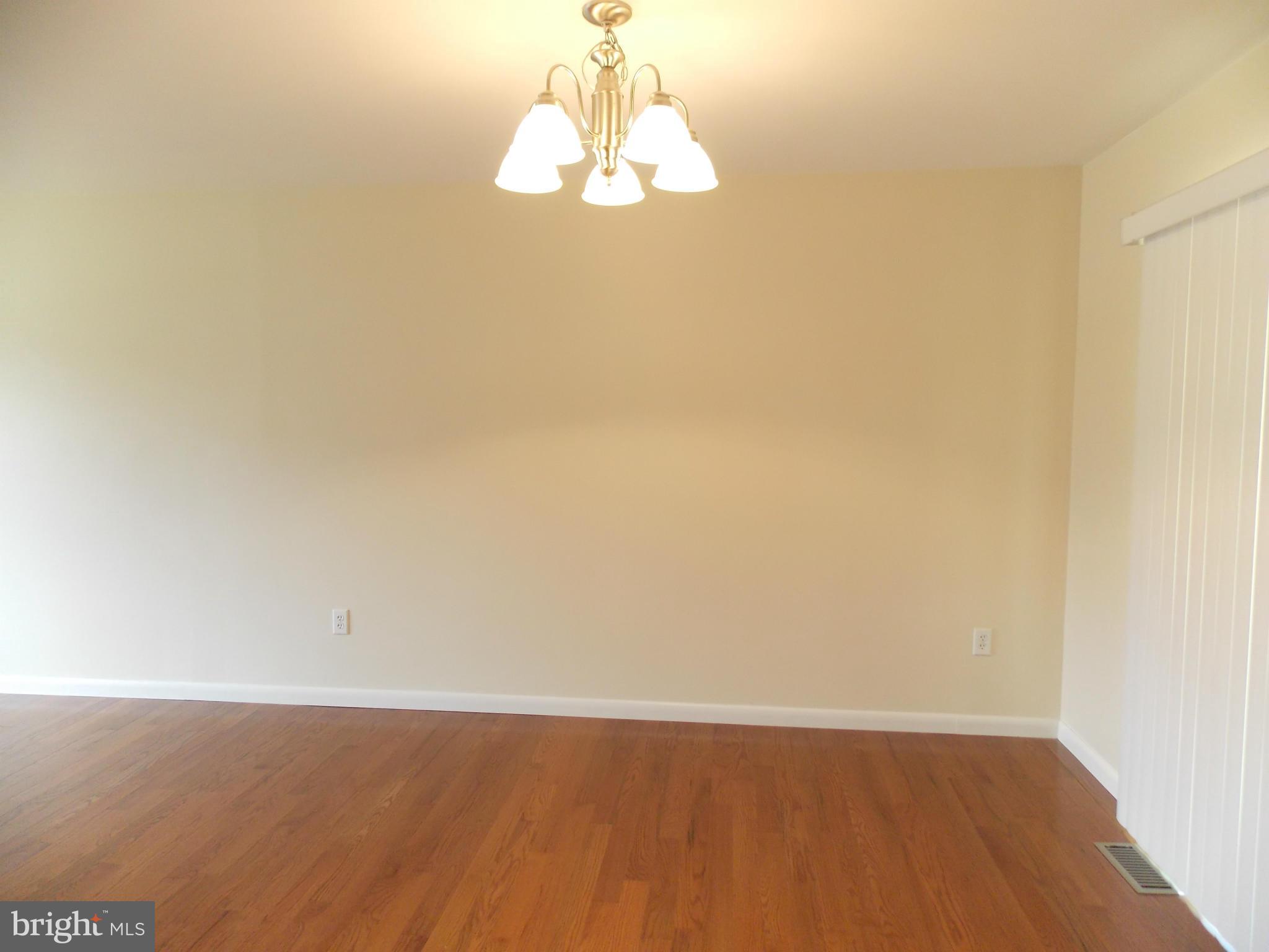 2720 Coon Club Road Westminster, MD 21157 - Photo 8 of 30 Dining Room