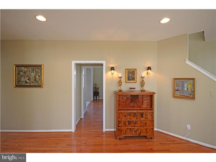 141 Watson Mill Road Landenberg, PA 19350 - Photo 13 of 25 Hallway