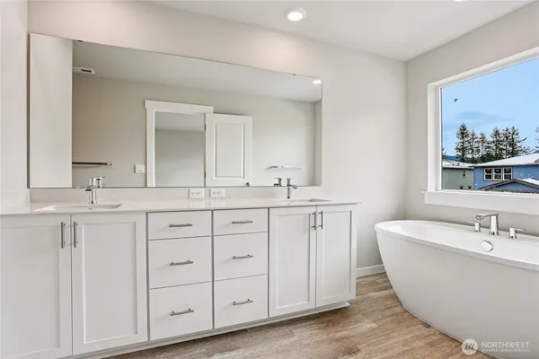 $1,499,995 | 560 Southeast 11th Place, Unit 12, North Bend, WA 98045