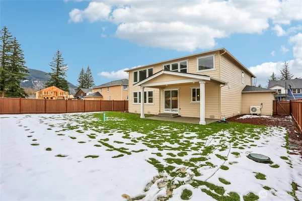 $1,499,995 | 560 Southeast 11th Place, Unit 12, North Bend, WA 98045