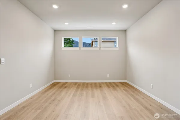 $1,499,995 | 560 Southeast 11th Place, Unit 12, North Bend, WA 98045