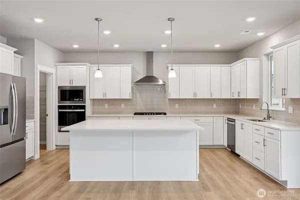 $1,499,995 | 560 Southeast 11th Place, Unit 12, North Bend, WA 98045