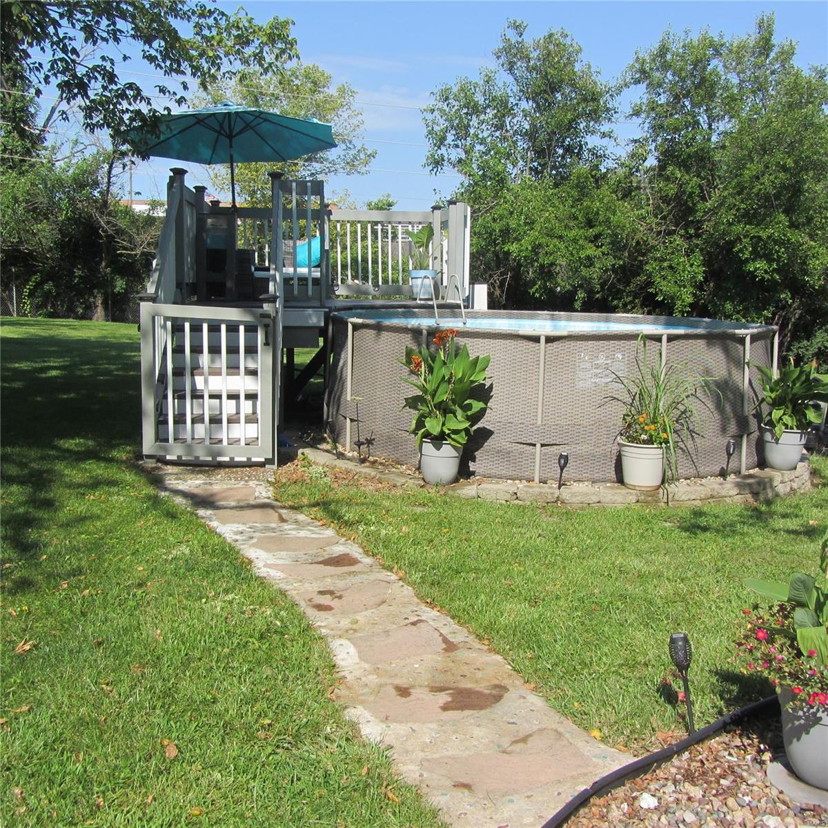 5683 Hempline Road St. Louis, MO 63129 - Photo 13 of 18
