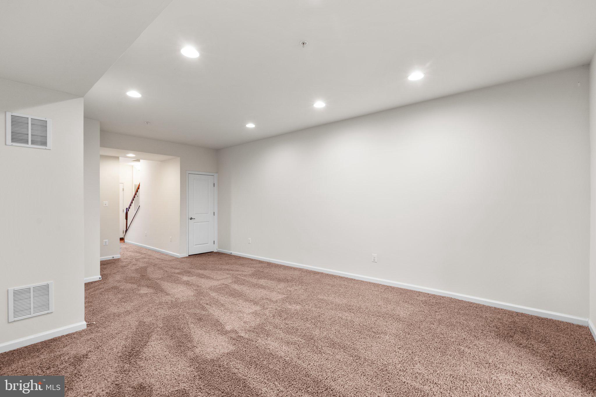 7345 Old Calvary Road Hanover, MD 21076 - Photo 27 of 44 Recessed lighting