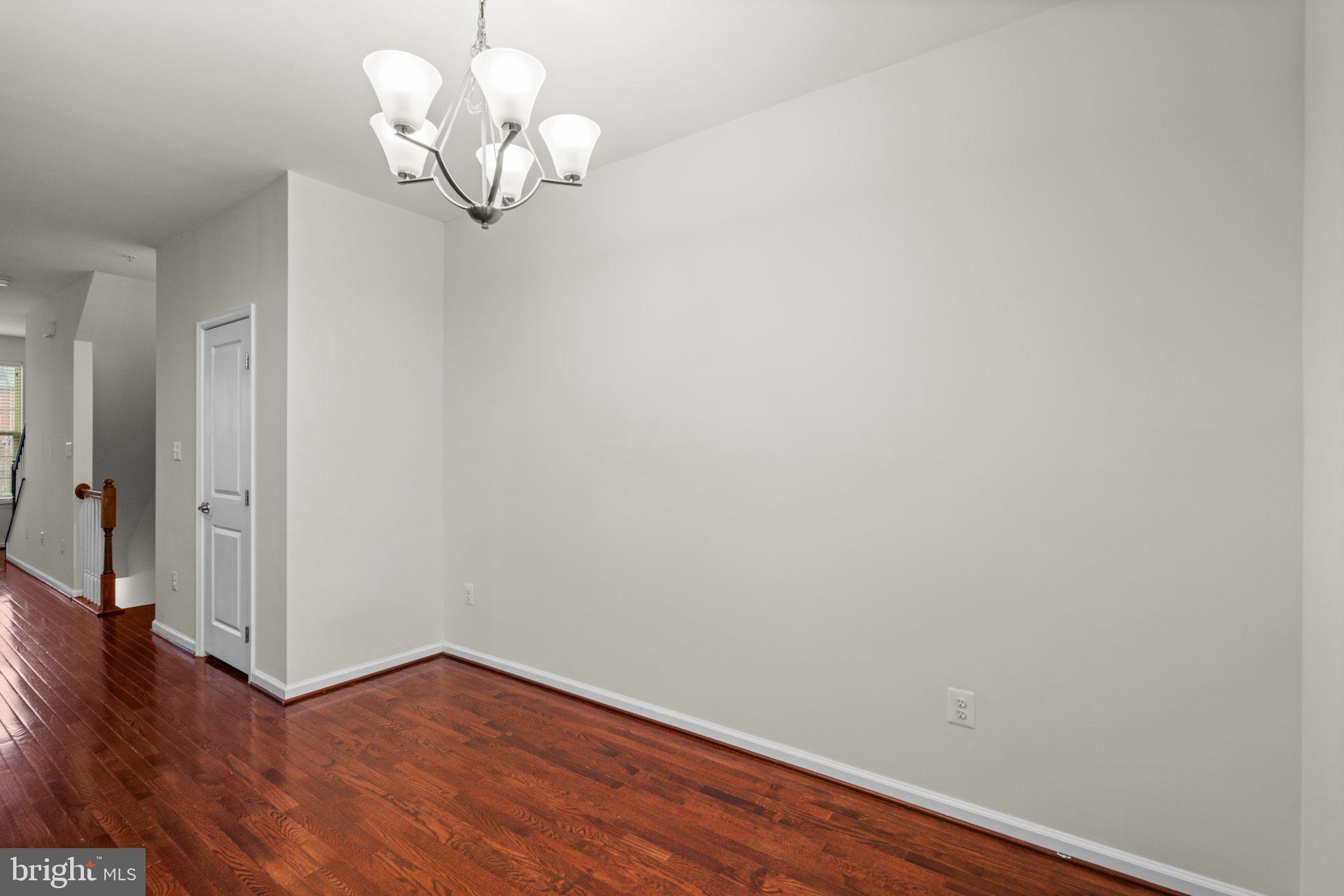 7345 Old Calvary Road Hanover, MD 21076 - Photo 8 of 44 Eat-in area