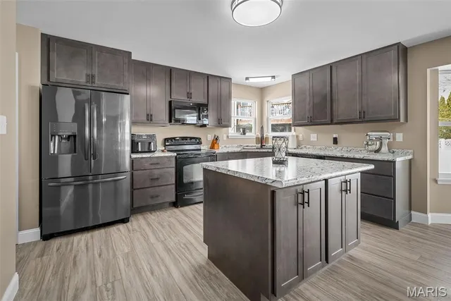 $410,000 | 2233 Appaloosa Trail, High Ridge, MO 63049