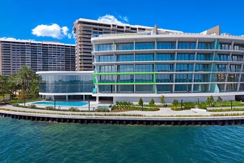 $10,100,000 | 5 Grove Isle Drive, Unit M301, Coconut Grove, FL 33133